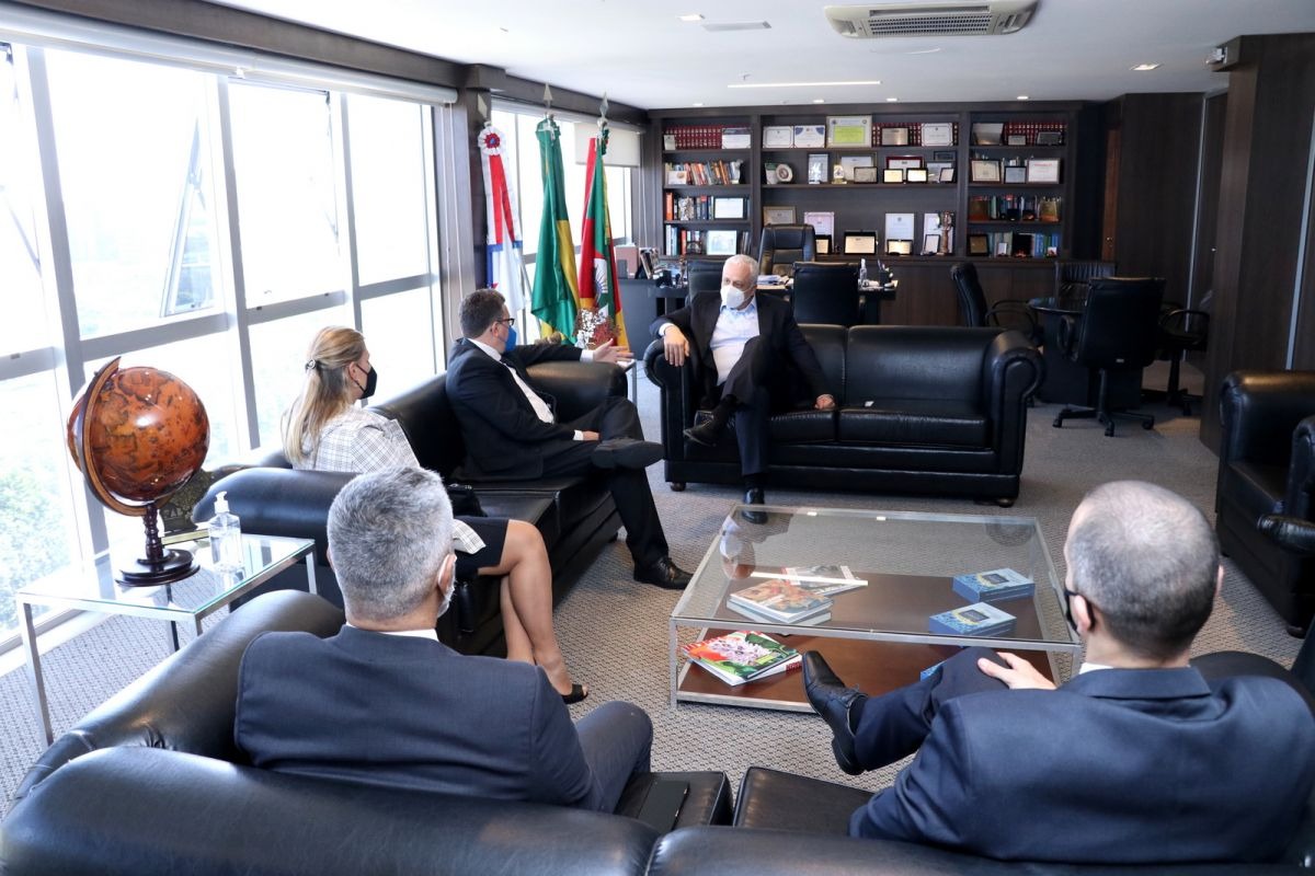 Rafaela Consalter em atua&ccedil;&atilde;o na Defensoria P&uacute;blica